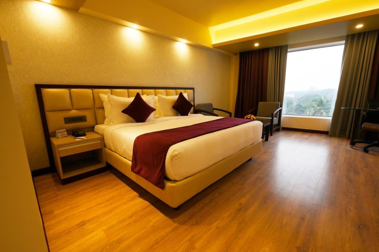 Fort Manor Thiruvananthapuram ภายนอก รูปภาพ